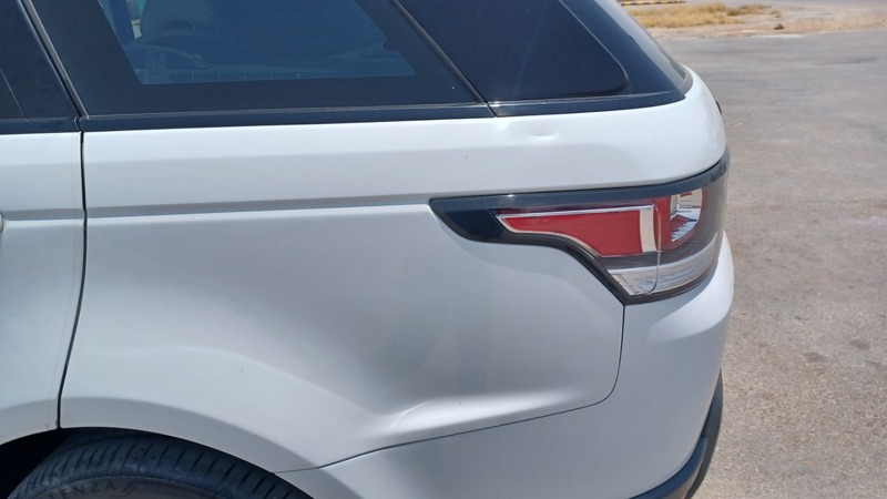Used 2014 Range Rover Sport for sale in Riyadh